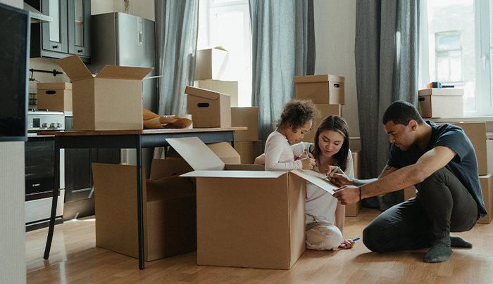 FamilyUnpacking_700x404px